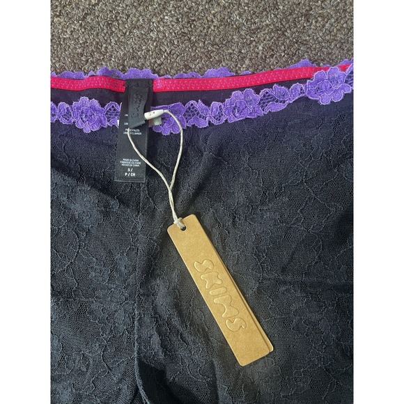 NWT Skims Sleepover Lace Shorts Womens Size Small Onyx (shorts Only) - Picture 5 of 6